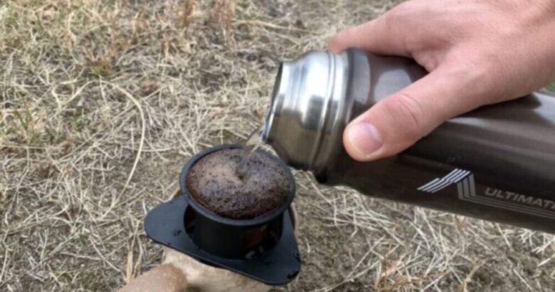 【簡単】水筒でアウトドアコーヒーを手早く淹れる方法５選